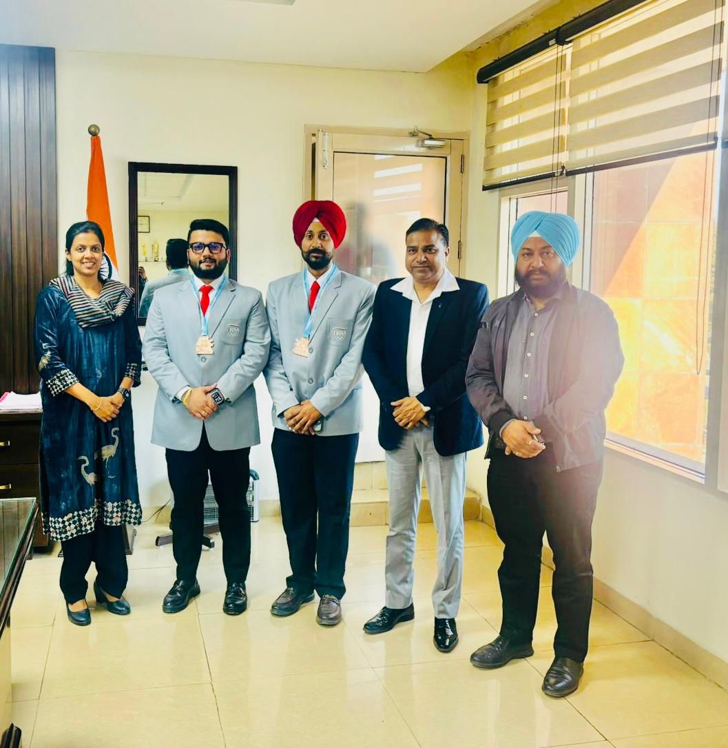 दो जिला एथलीटों ने ड्रैगन बोट विश्व चैम्पियनशिप फिलीपींस में सीनियर पुरुष (डी-20), 2 किमी स्पर्धा में कांस्य पदक जीता